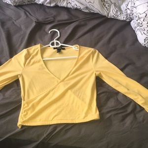 revealing chest long sleeve crop top